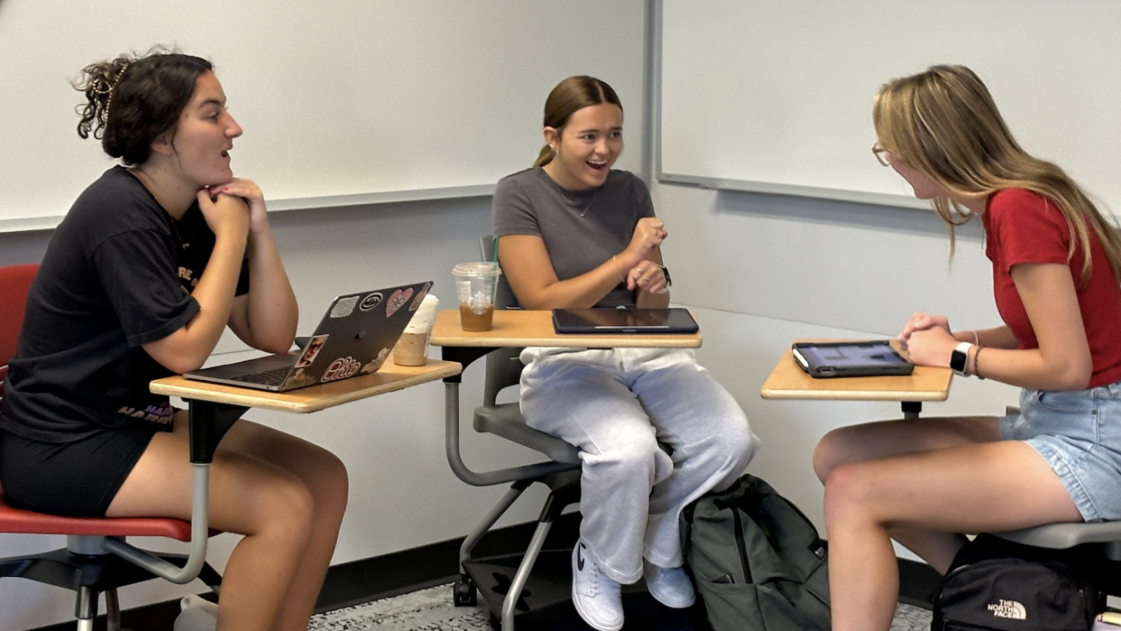 ASL 2104 group chat activity